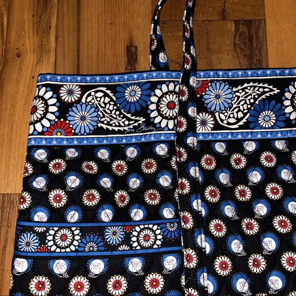 *SOLD*Vera Bradley Large Tote in Night Owl Pattern - Picture 2 of 6